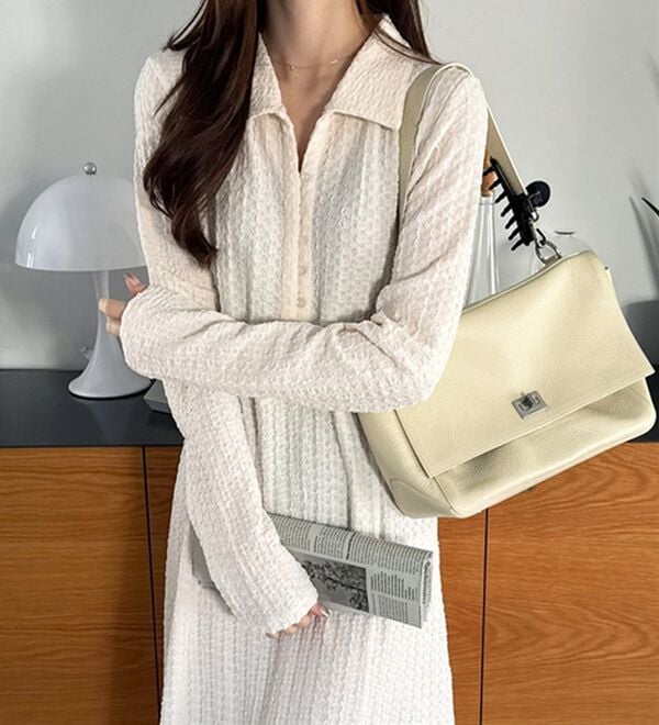 GeeRA（ジーラ）の「ポロ衿表面感素材マーメイドワンピース（カットソーワンピース）」｜詳細画像