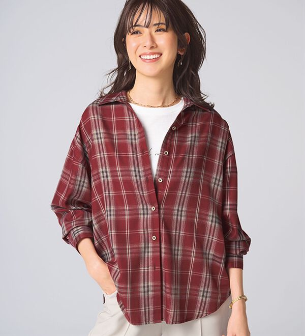 BELLUNA（ベルーナ）の「サラッと軽い！チェック柄シャツチュニック（シャツ）」｜詳細画像
