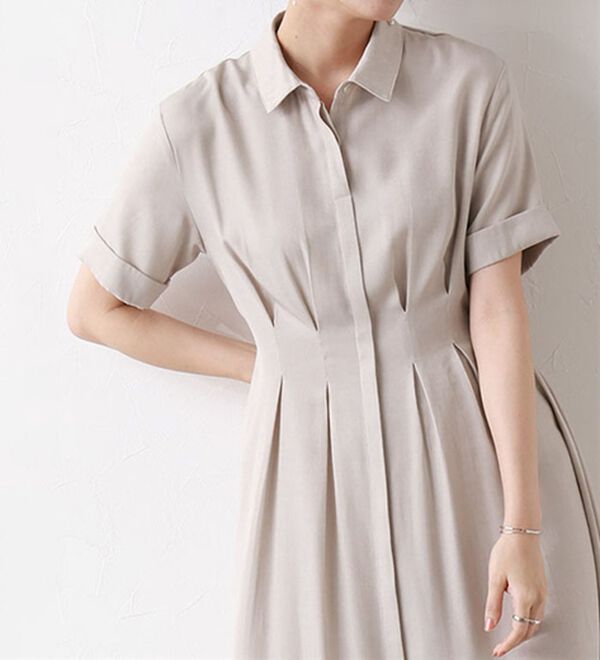 Pierrot（ピエロ）の「上品見えウエストタックシャツワンピース（カットソーワンピース）」｜詳細画像