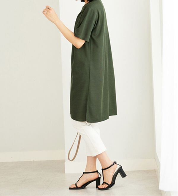 BELLUNA（ベルーナ）の「かのこ素材肩タックデザインワンピース（チュニック）」｜詳細画像