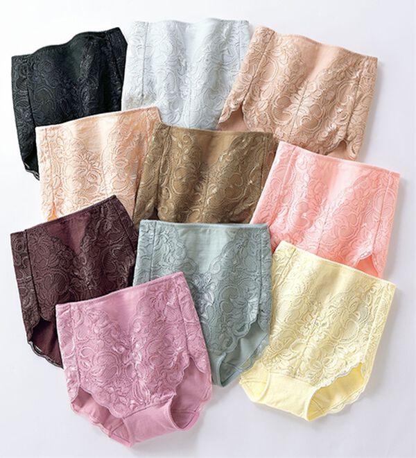 LAVIENNE（ラヴィエンヌ）の「【１０色組】レースがうれしいたっぷりショーツ（ショーツ）」｜10色組