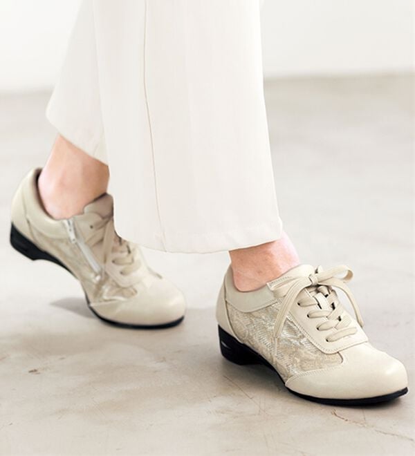 ルフラン（ルフラン）の「＜ラシーナコンフォート＞ほっそり見え４Ｅエレガントシューズ（スニーカー）」｜詳細画像