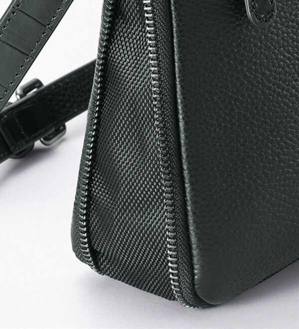 「＜モンテスピガ＞イタリアンレザークロコ型押し２ＷＡＹバッグ（メンズショルダーバッグ）」｜詳細画像