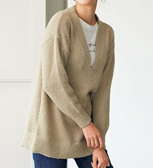 BELLUNA（ベルーナ）の「衿レイヤードで気分が上がる！Ｖネックゆったりセーター（ニット・セーター）」｜ベージュ
