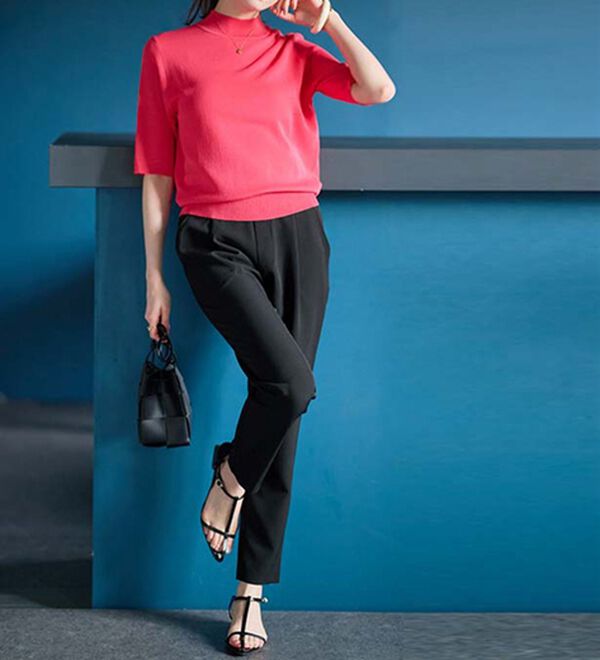 RANAN（ラナン）の「【選べる股下】美脚シルエットタックパンツ（股下６１・６５ｃｍ）（フルレングスパンツ）」｜詳細画像