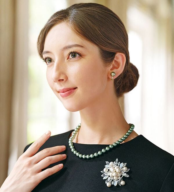 BELLUNA（ベルーナ）の「【２点セット】＜桂由美　監修＞着脱簡単シェルパール２点セット（ネックレス・ペンダント）」｜詳細画像