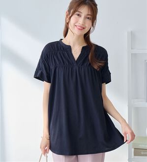 alotta（アロッタ）の「さらっと軽い綿混ストライプギャザーチュニック（チュニック）」｜ネイビー無地