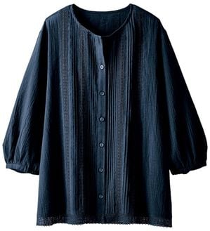 BELLUNA（ベルーナ）の「レース使いピンタックデザインブラウス（ブラウス）」｜ネイビー