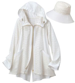 ルフラン（ルフラン）の「帽子付綿刺しゅう切替ブルゾン（ブルゾン）」｜オフホワイト