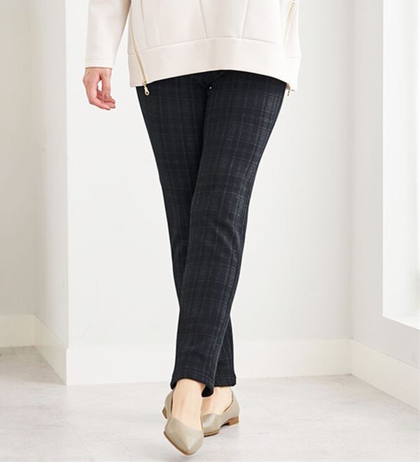 BELLUNA（ベルーナ）の「【あったか仕様♪】すっきり見え！裏ファーパンツ（フルレングスパンツ）」｜詳細画像