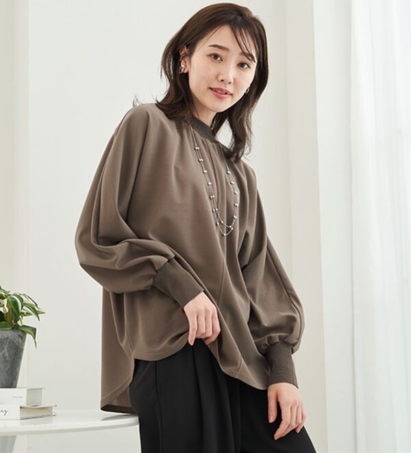 BELLUNA（ベルーナ）の「Ｔシャツ感覚なのにきちんとブラウス見え！カットジョーゼットプルオーバー（ブラウス）」｜詳細画像