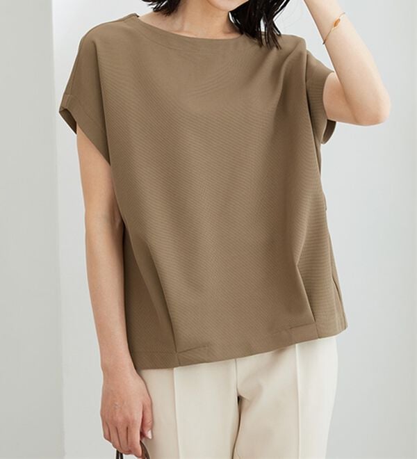 BELLUNA（ベルーナ）の「ミニワッフル素材裾タックプルオーバー（カットソー）」｜詳細画像