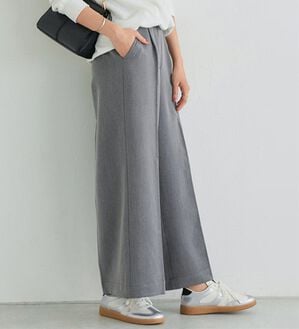 Pierrot（ピエロ）の「楽ちんきれい高見えワイドパンツ（ワイドパンツ・ガウチョ）」｜杢チャコール