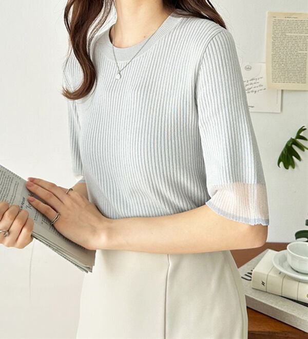 GeeRA（ジーラ）の「『ドラマ着用商品』 袖口シアーリブニット（ニット・セーター）」｜詳細画像