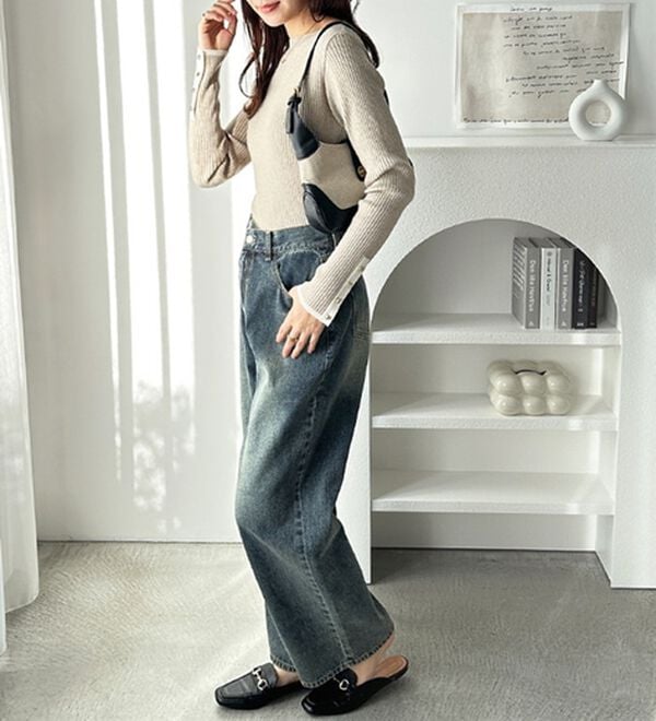 GeeRA（ジーラ）の「袖口ボタン配色ボートネックリブニット（ニット・セーター）」｜詳細画像