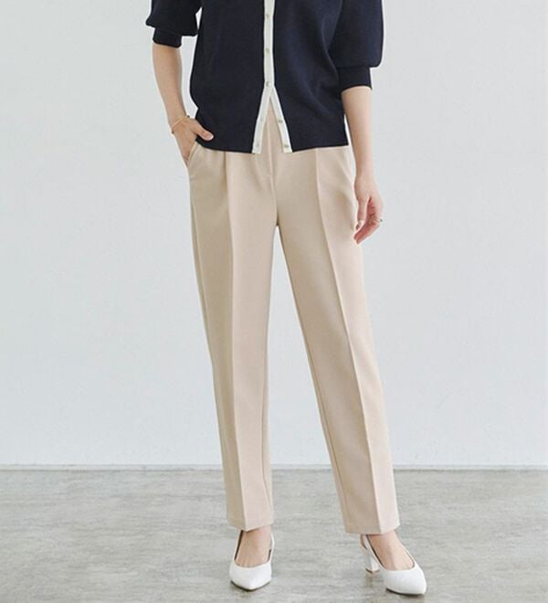 Pierrot（ピエロ）の「【選べる丈】高見えゆるテーパードパンツ（フルレングスパンツ）」｜詳細画像