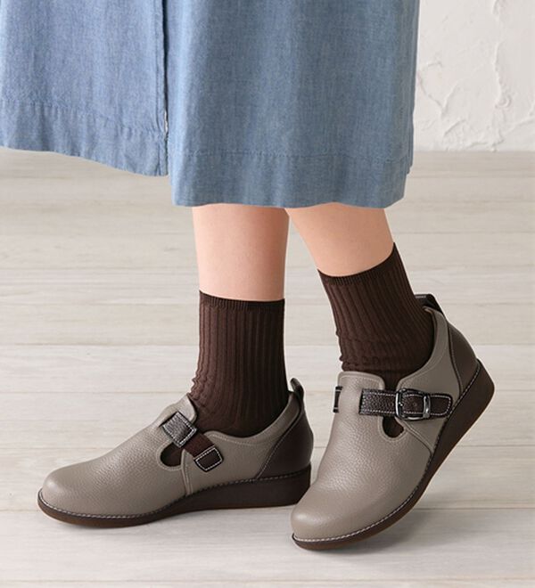 ルフラン（ルフラン）の「メディフィット　５Ｅ配色ベルト使いスリッポン（スリッポン）」｜グレー