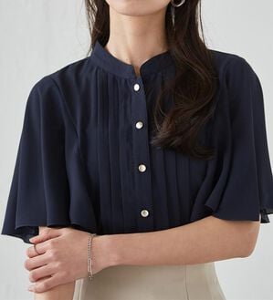 RANAN（ラナン）の「ひんやり！ピンタックフレアー袖ブラウス（ブラウス）」｜ネイビー