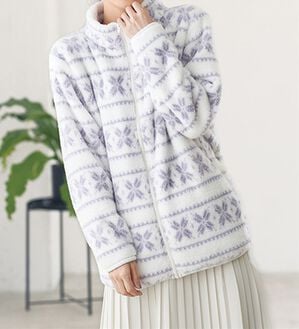 BELLUNA（ベルーナ）の「ふわふわファーフリースプリントジャケット（その他ジャケット）」｜ノルディック柄(ホワイト)