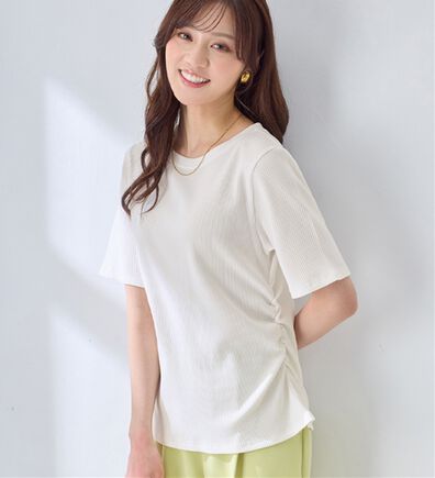 alotta（アロッタ）の「【接触冷感】細見えギャザーデザイン美くびれリブトップス（カットソー）」