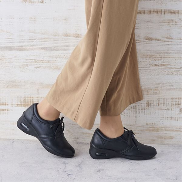 「＜足助（あしすけ）＞５Ｅレースアップエアシューズ（フラットシューズ）」｜詳細画像