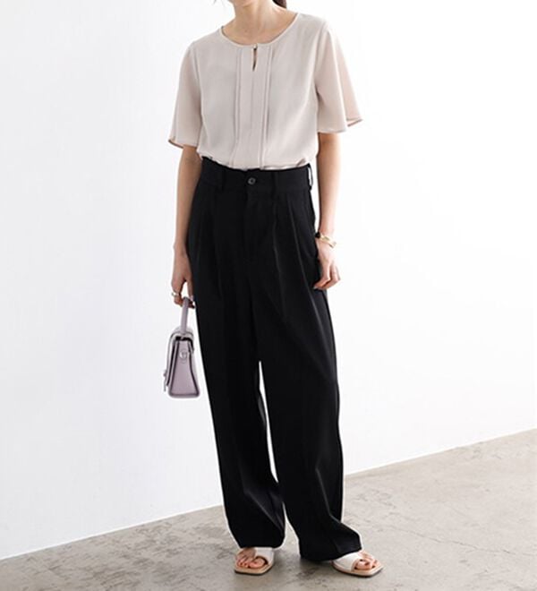 GeeRA（ジーラ）の「フロントタックフレアースリーブブラウス（ブラウス）」｜詳細画像