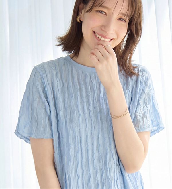 Viola e Viola（ヴィオラ エ ヴィオラ）の「揺れる！体型カバーこなれTシャツ（ブラウス）」｜ブルー