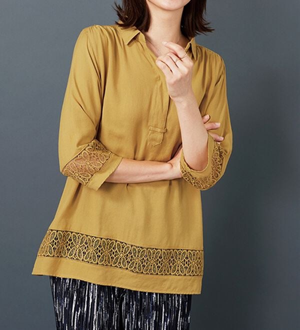 BELLUNA（ベルーナ）の「袖＆裾レースデザインシャツチュニック（チュニック）」｜詳細画像