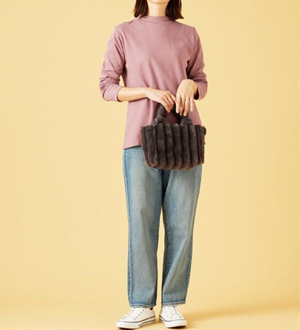 BELLUNA（ベルーナ）の「肌に優しい吸湿発熱ふんわりプルオーバー（カットソー）」｜詳細画像