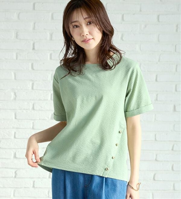 BELLUNA（ベルーナ）の「サッカー素材裾ボタンプルオーバー（カットソー）」｜詳細画像