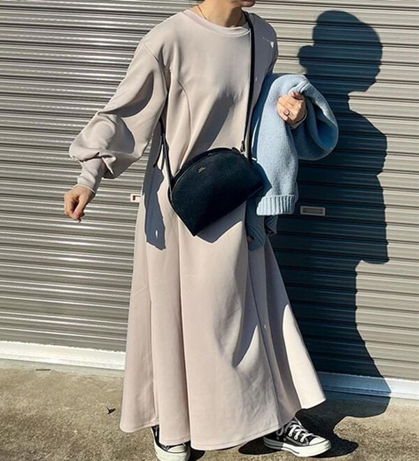 GeeRA（ジーラ）の「1枚で決まる！ハーフジップフレアワンピース（カットソーワンピース）」｜詳細画像