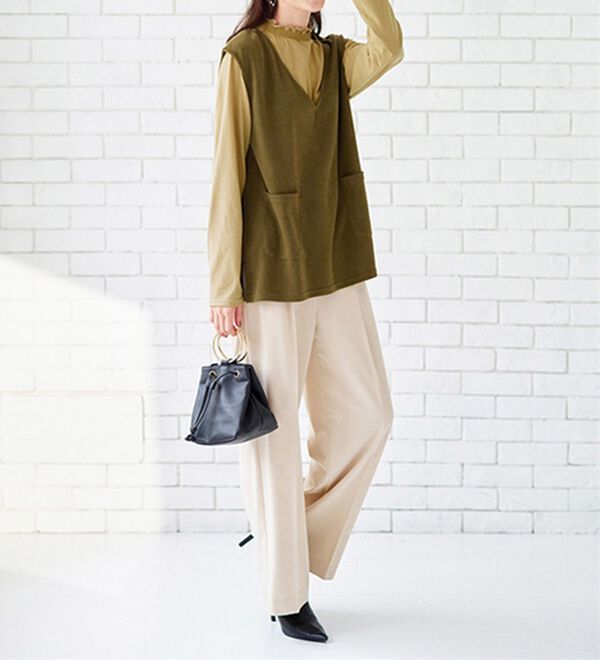 BELLUNA（ベルーナ）の「シャーリング衿ベストアンサンブル（アンサンブル）」｜詳細画像