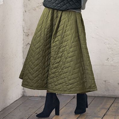 BELLUNA（ベルーナ）の「中わたキルトボリュームスカート（ロングスカート）」