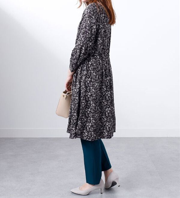 BELLUNA（ベルーナ）の「レーヨンツイル素材ドロスト使いワンピース（その他ワンピース）」｜詳細画像