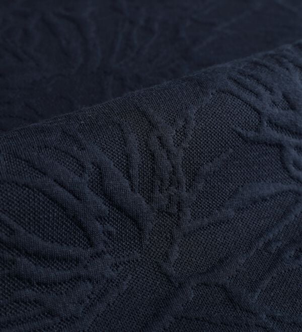 BELLUNA（ベルーナ）の「花柄ふくれジャカード素材プルオーバー（カットソー）」｜詳細画像