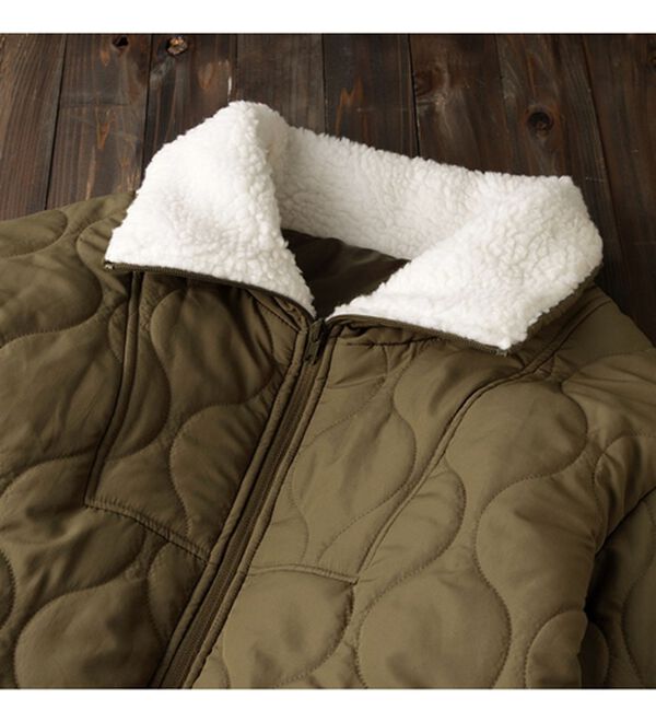 Viola e Viola（ヴィオラ エ ヴィオラ）の「衿ボア切替ウエーブキルトコート（ハーフコート）」｜詳細画像