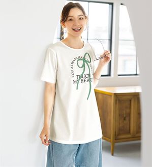 BELLUNA（ベルーナ）の「一枚で着映えるデコラＴ（Tシャツ）」｜オフ白(リボン)