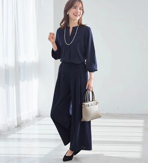 Viola e Viola（ヴィオラ エ ヴィオラ）の「【２点セット】入卒も！お仕事も！楽ちんスキッパーブラウス（ブラウススーツ）」｜詳細画像