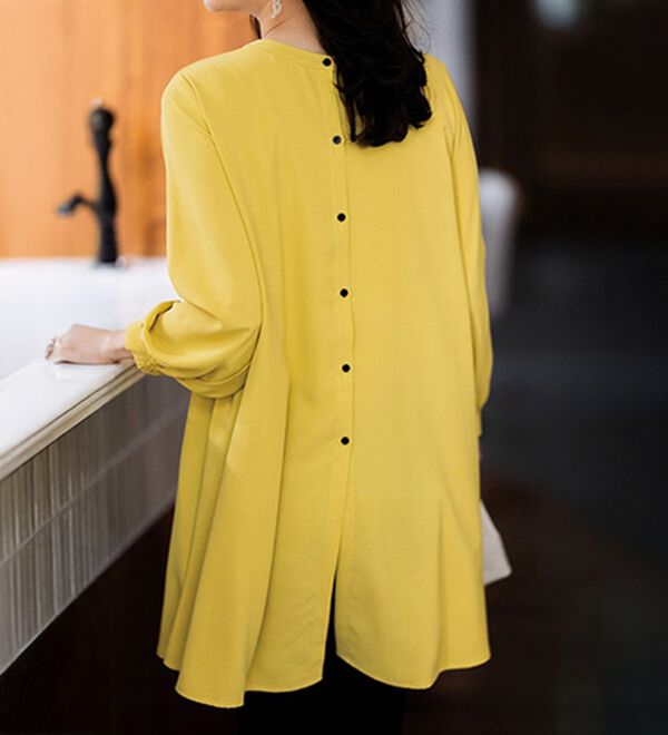 RANAN（ラナン）の「２ＷＡＹボタン使いフレアーブラウス（ブラウス）」｜イエロー