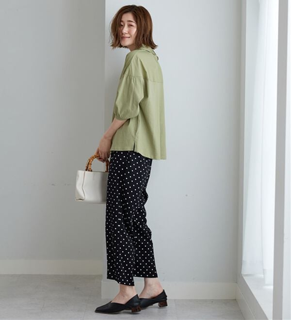 BELLUNA（ベルーナ）の「衿付き異素材切替プルオーバー（カットソー）」｜詳細画像