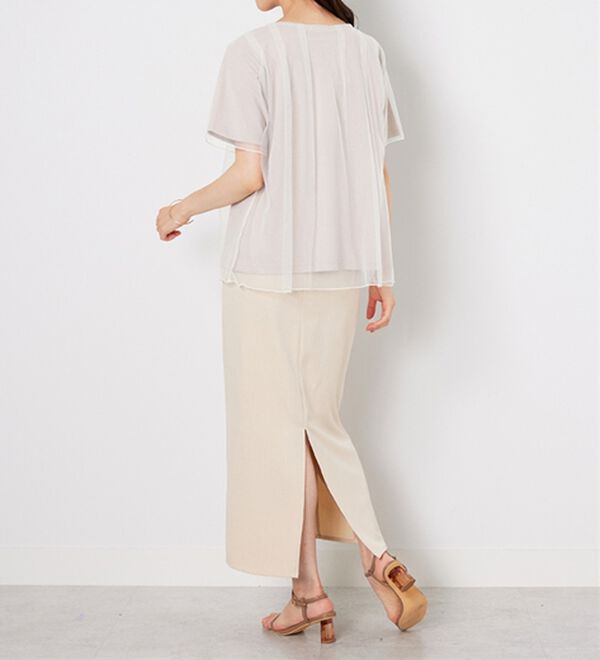 BELLUNA（ベルーナ）の「チュール重ねロゴプリントプルオーバー（カットソー）」｜詳細画像