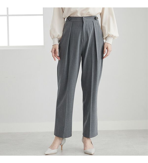 BELLUNA（ベルーナ）の「ボタン使いウエスト調節テーパードパンツ（テーパードパンツ）」｜詳細画像