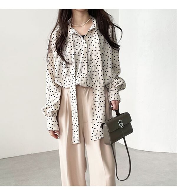 GeeRA（ジーラ）の「前後２ｗａｙボウタイブラウス（ブラウス）」｜詳細画像