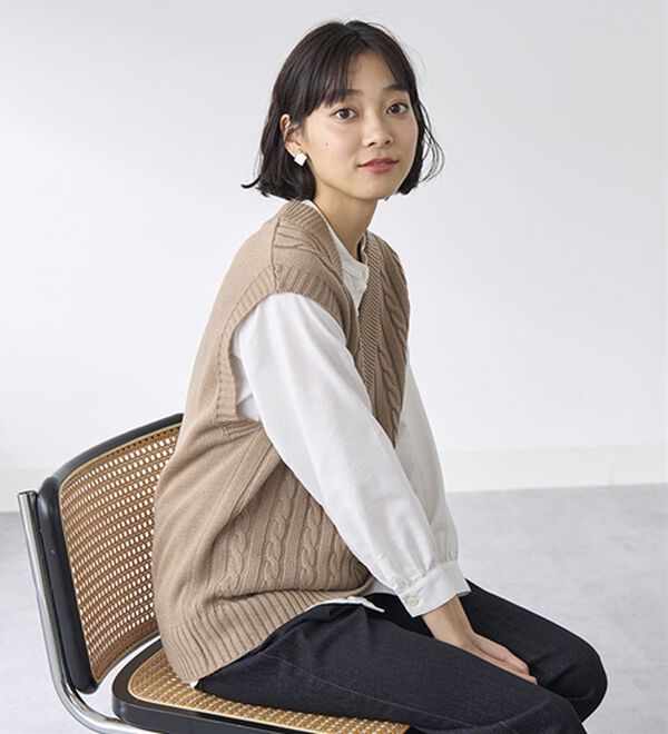 BELLUNA（ベルーナ）の「ニットベストアンサンブル（ベスト）」｜詳細画像