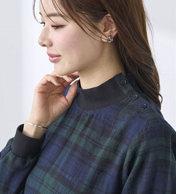 BELLUNA（ベルーナ）の「【２枚組】綿スラブ素材かっぽうチュニック（パジャマ・ルームウェア）」｜詳細画像