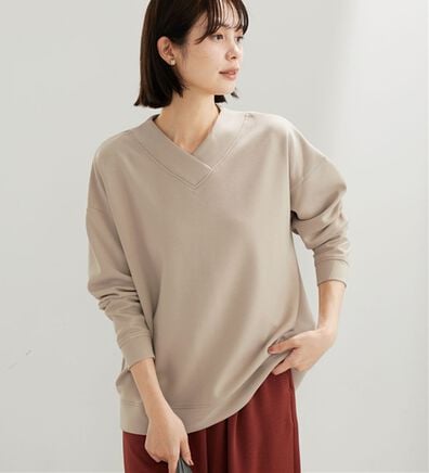 BELLUNA（ベルーナ）の「なめらかタッチ！もっちりんＶネックチュニック（カットソー）」