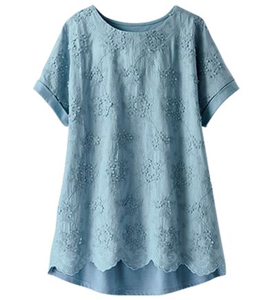 BELLUNA（ベルーナ）の「モチーフレース使いデザインプルオーバー（カットソー）」