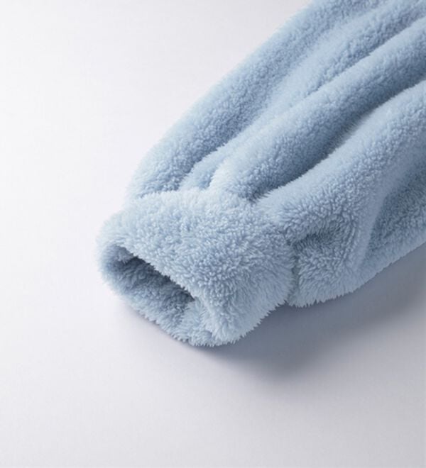 YU'NOW（ユナウ）の「ボアジップパーカー＆ショートパンツ（パジャマ・ルームウェア）」｜詳細画像