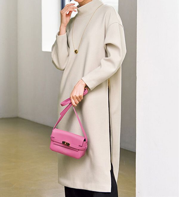 VINNO（ヴィノ）の「裾ファスナー使いロングワンピース（ロングワンピース）」｜詳細画像