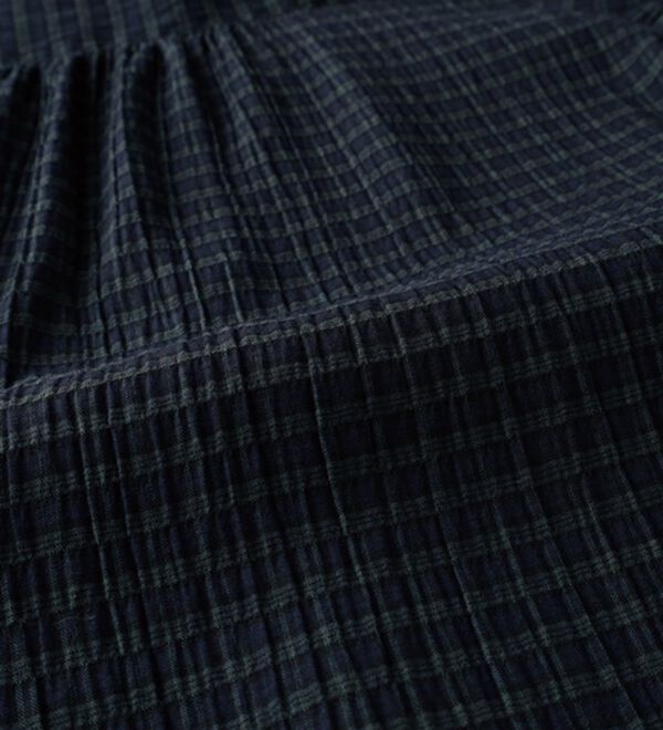 BELLUNA（ベルーナ）の「【お気軽シャツ】ぽこぽこ素材衿＆袖フリルデザインブラウス（ブラウス）」｜詳細画像